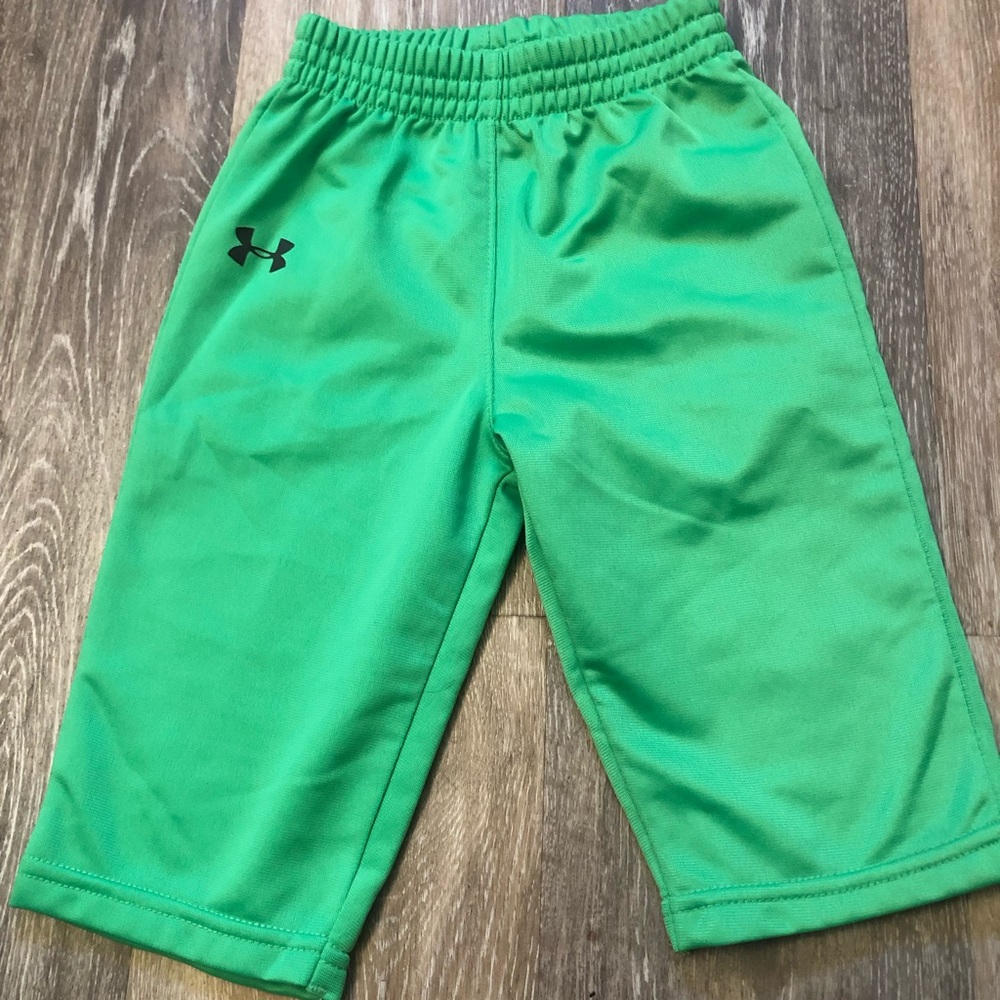 Green under armor sweatpants